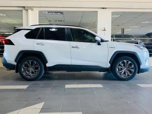 Toyota RAV4 2.5 Hybrid VX E-Four - Image 3