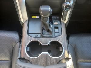 Toyota Land Cruiser 300 3.3D ZX - Image 12