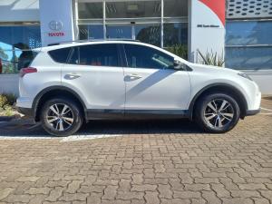 Toyota RAV4 2.0 GX - Image 3