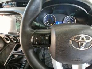 Toyota Hilux 2.4 GD-6 RB SRXE/CAB - Image 9