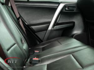 Toyota RAV4 2.0 GX automatic - Image 14