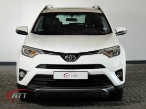 Toyota RAV4 2.0 GX automatic - Image 4