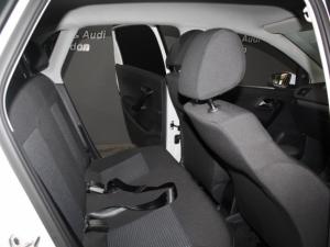 Volkswagen Polo Vivo 1.6 Highline - Image 16