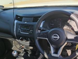 Nissan Navara 2.5DDTI SE S/C - Image 7