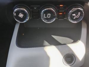 Nissan Magnite 1.0T Acenta - Image 13