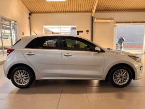 Kia RIO 1.4 LX automatic 5-Door - Image 6