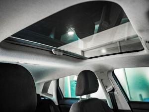 Volkswagen Polo hatch 1.0TSI Life auto - Image 19