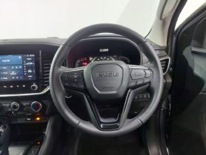 Isuzu mu-X 3.0TD LS - Image 13