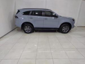 Isuzu mu-X 3.0TD LS - Image 2