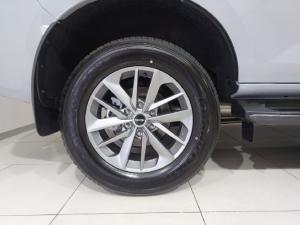 Isuzu mu-X 3.0TD LS - Image 5