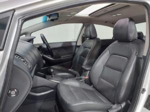 Kia Cerato sedan 2.0 EX auto - Image 7