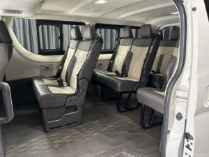 Toyota Quantum 2.8 LWB bus 11-seater GL - Image 12