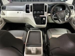Toyota Quantum 2.8 LWB bus 11-seater GL - Image 8