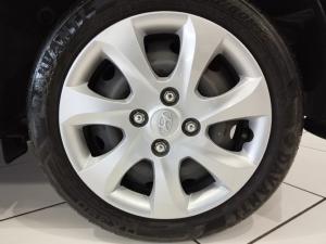 Hyundai i10 1.1 Motion - Image 13