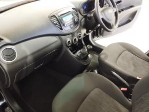 Hyundai i10 1.1 Motion - Image 7