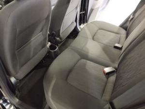 Hyundai i10 1.1 Motion - Image 8