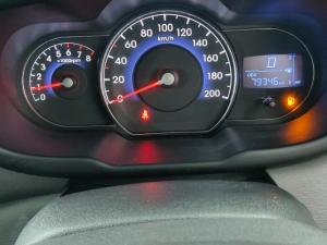 Hyundai i10 1.1 Motion auto - Image 16