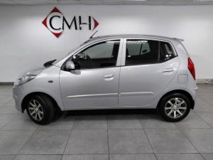 Hyundai i10 1.1 Motion auto - Image 2