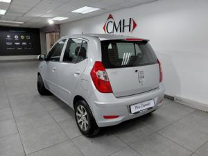Hyundai i10 1.1 Motion auto - Image 4