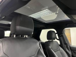 Land Rover Discovery HSE Td6 - Image 14