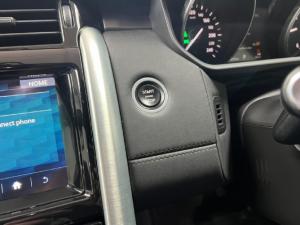 Land Rover Discovery HSE Td6 - Image 15