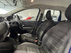 Renault Duster 1.5dCi Zen 4WD - Image 9