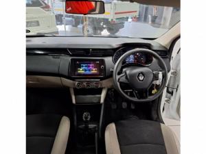 Renault Triber 1.0 Zen manual - Image 7