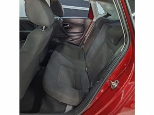 Volkswagen Polo Vivo hatch 1.4 Trendline - Image 5