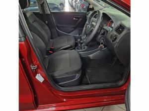 Volkswagen Polo Vivo hatch 1.4 Trendline - Image 8