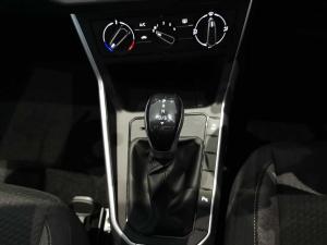 Volkswagen Polo hatch 1.0TSI Life auto - Image 7