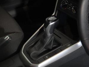 Volkswagen Polo hatch 1.0TSI Life auto - Image 20