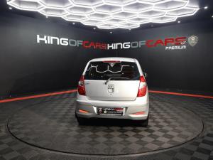 Hyundai i10 1.1 Motion - Image 5