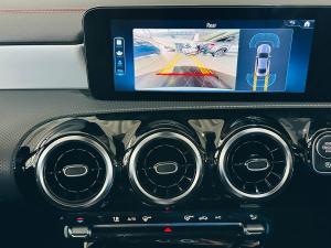 Mercedes-Benz CLA CLA200 Progressive - Image 10
