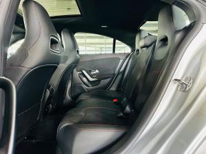 Mercedes-Benz CLA CLA200 Progressive - Image 12