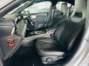 Mercedes-Benz CLA CLA200 Progressive - Image 4