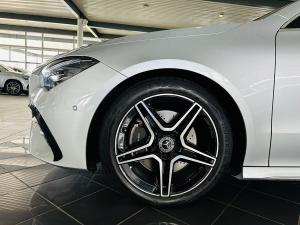 Mercedes-Benz CLA CLA200 Progressive - Image 5