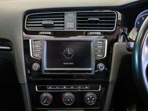 Volkswagen Golf 1.4TSI Highline - Image 13