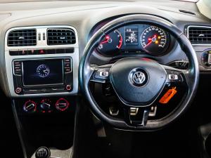 Volkswagen Polo Vivo hatch 1.6 Maxx - Image 12