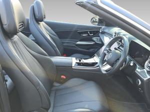 Mercedes-Benz CLE CLE300 4Matic cabriolet AMG Line - Image 6