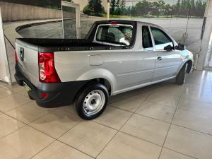 Nissan NP200 1.6i safety pack (aircon) - Image 3