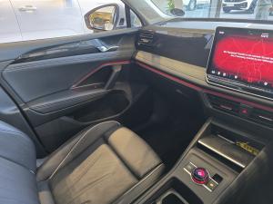 Volkswagen Tiguan 1.4TSI Life - Image 11
