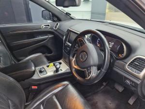 Jeep Grand Cherokee 3.0CRD Limited - Image 12