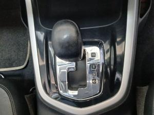 Nissan Navara 2.3D double cab 4x4 LE auto - Image 13