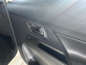 Toyota Rumion 1.5 S - Image 8