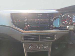 Volkswagen Polo hatch 1.0TSI Comfortline - Image 11