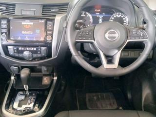 Nissan Navara 2.5DDTi double cab LE Plus