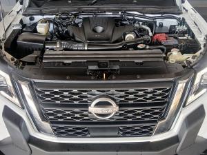 Nissan Navara 2.5DDTi double cab LE Plus - Image 28