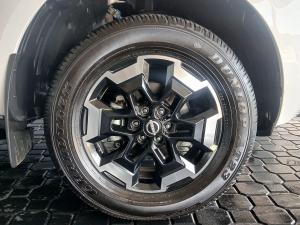Nissan Navara 2.5DDTi double cab LE Plus - Image 29