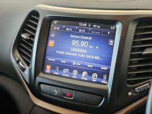 Jeep Cherokee 3.2L Limited - Image 9