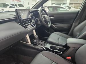 Toyota Corolla Cross 1.8 Hybrid XS - Image 7